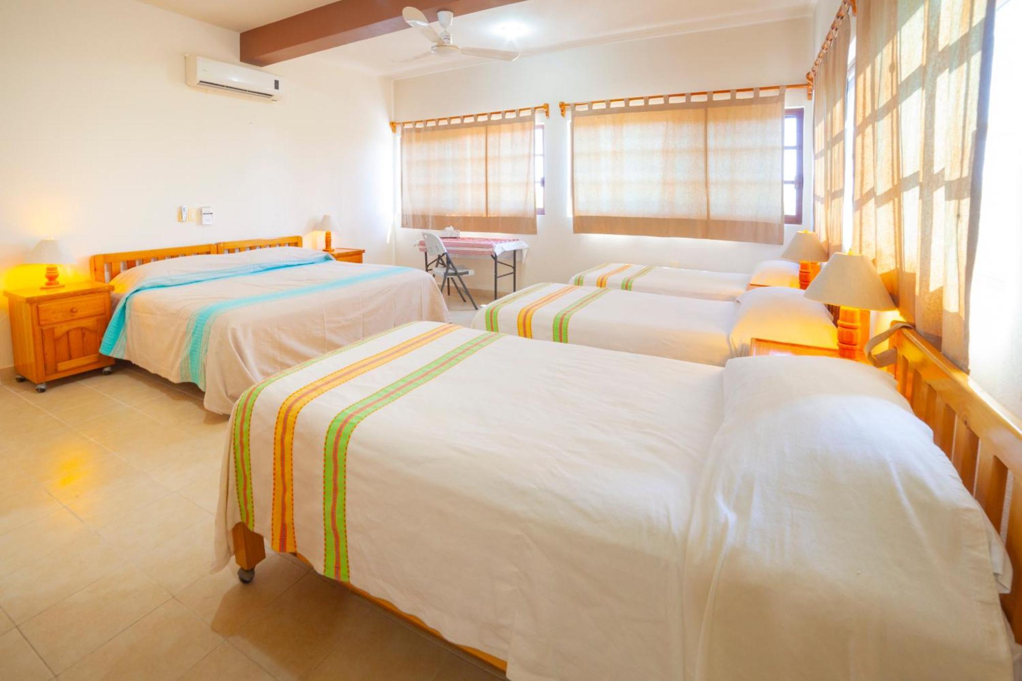 Hotel Casa Rush Puerto Ángel エクステリア 写真