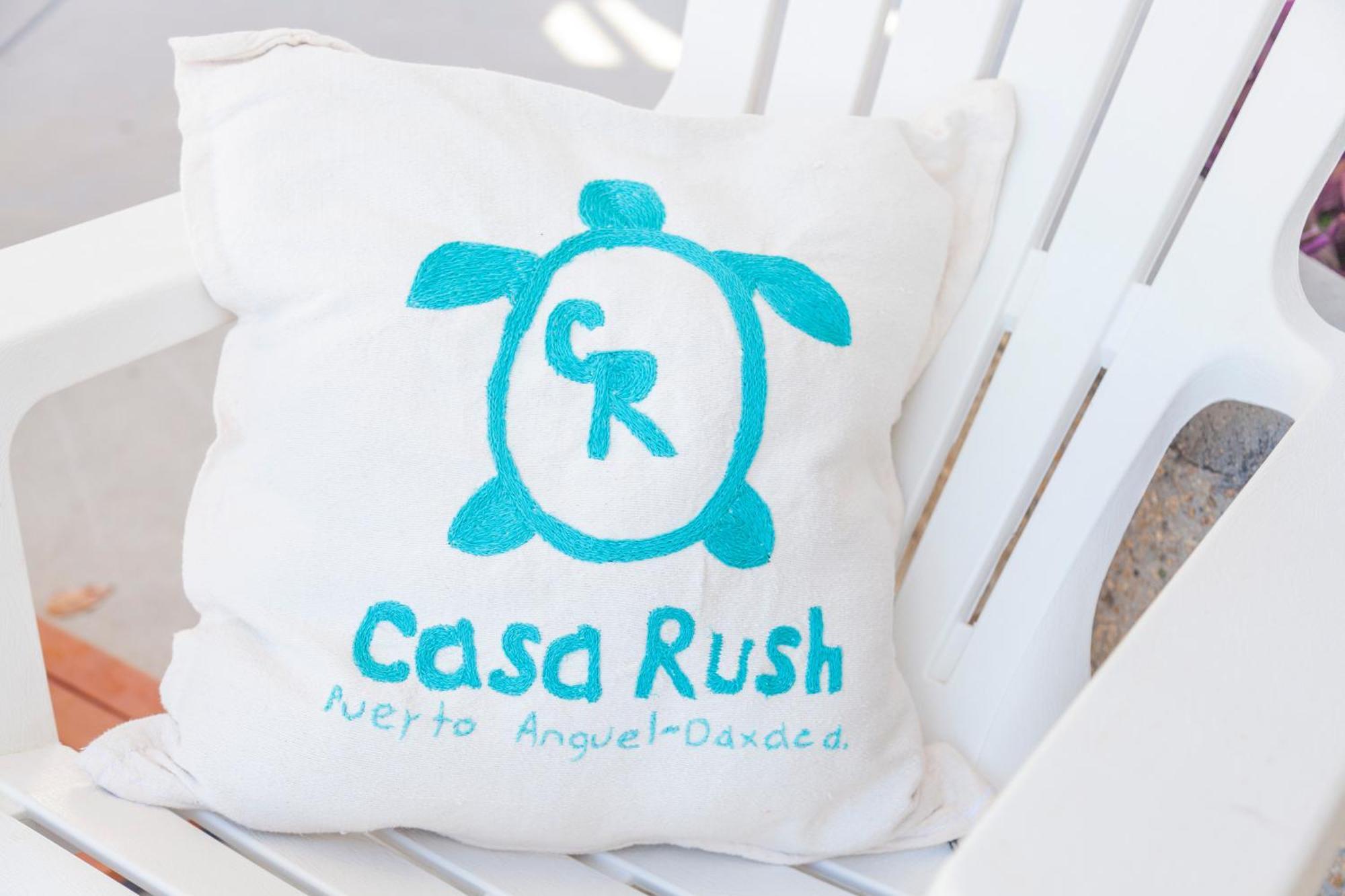 Hotel Casa Rush Puerto Ángel エクステリア 写真