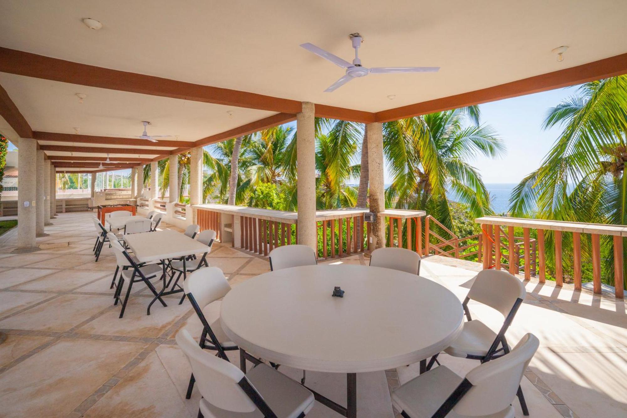 Hotel Casa Rush Puerto Ángel エクステリア 写真